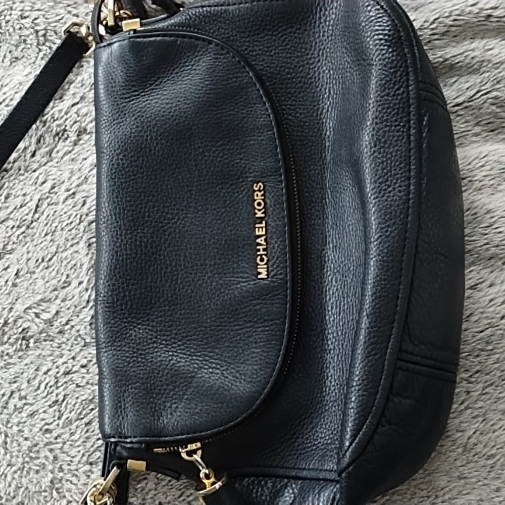 COPY - MK crossbody